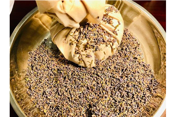 Lavender Herbal Poultice for relaxation and general pain relief. It can be used dry or dipped in your favorite massage oil.