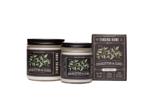 Aromatherapy candle, An uplifting aroma of eucalyptus, with notes of clove and agave nectar.