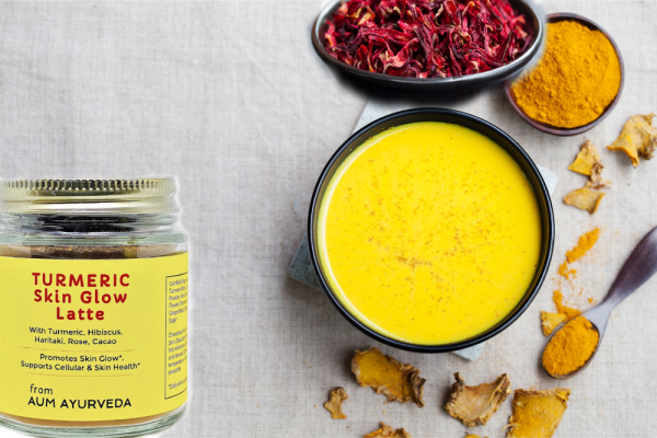 Turmeric Skin Glow Latte to improve your skin health and healthy immune system.